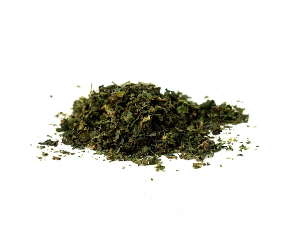 nettle leaf cut and sifted