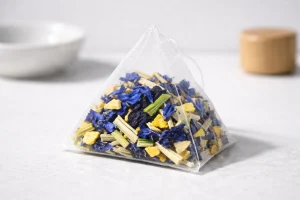 Floral tea blend sachet with cornflower and butterfly pea